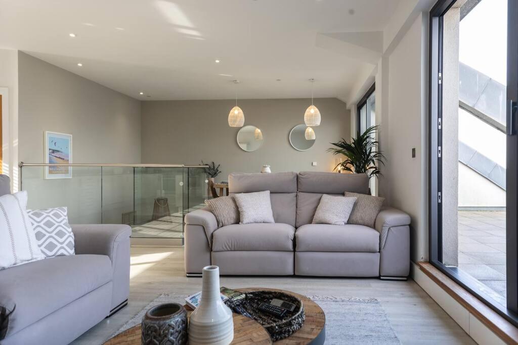 Apartment 25 ~ Nassu Court Уестуърд Хоу Екстериор снимка